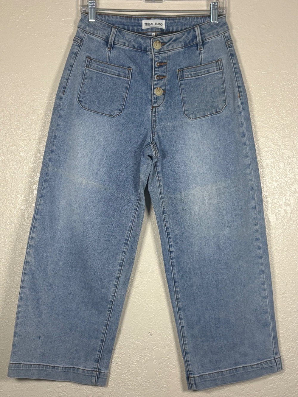 Tribal Jeans Wide Leg Size 4 Light Wash High Rise Button Front NWOT